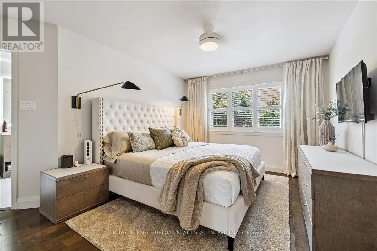 61 NISKA DRIVE