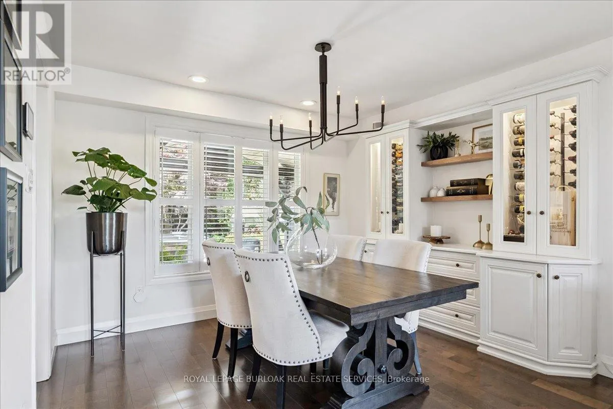 61 NISKA DRIVE