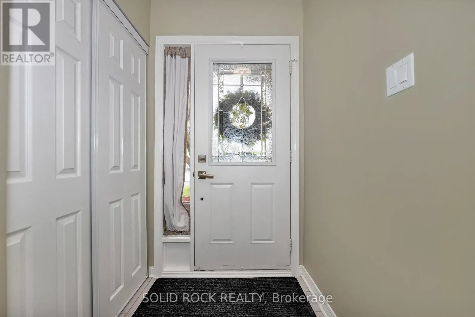 37 GRENADIER WAY