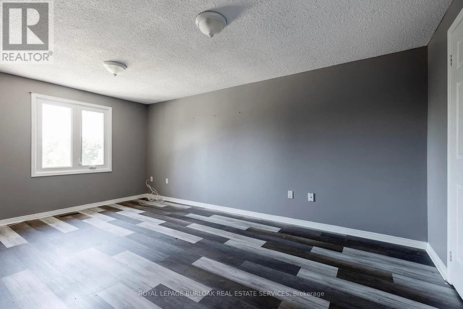 128 BRIAN BOULEVARD