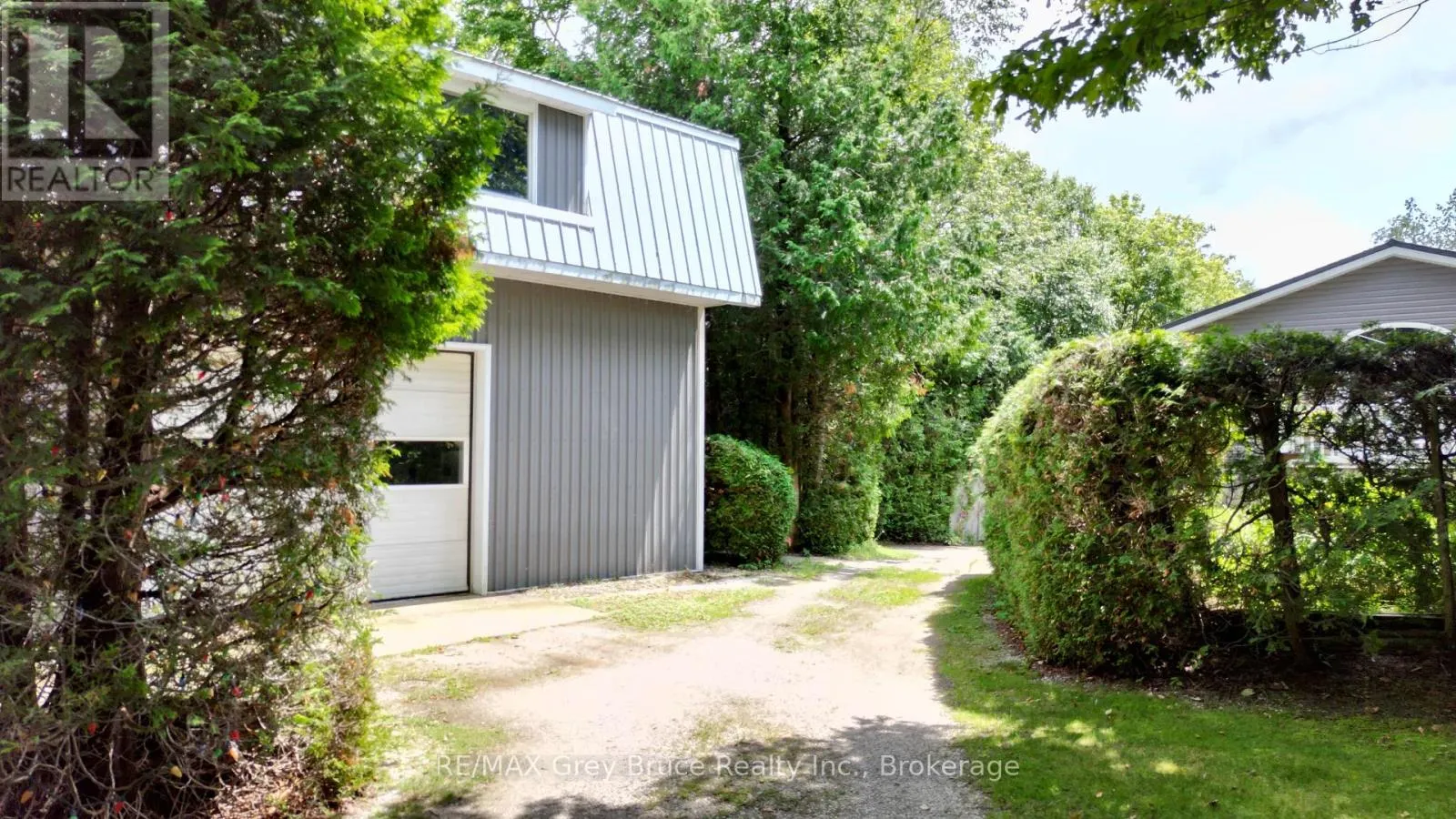 340 BARNEY'S BOULEVARD