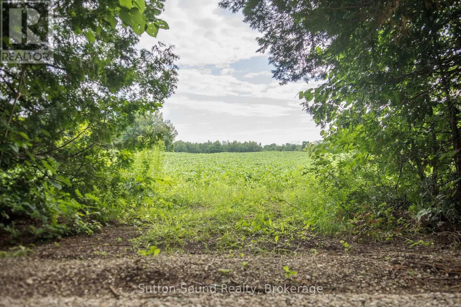 PL11-12 10 SIDE ROAD