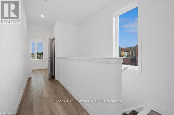 29 - 1465 STATION STREET, #29