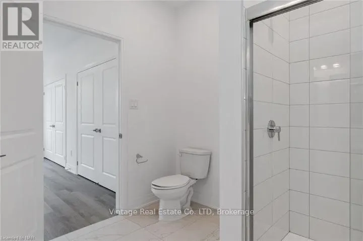 29 - 1465 STATION STREET, #29