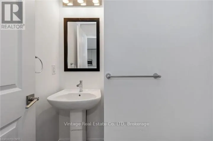 29 - 1465 STATION STREET, #29