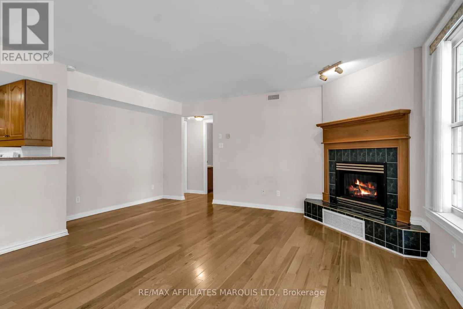 104 - 301 WATER STREET W