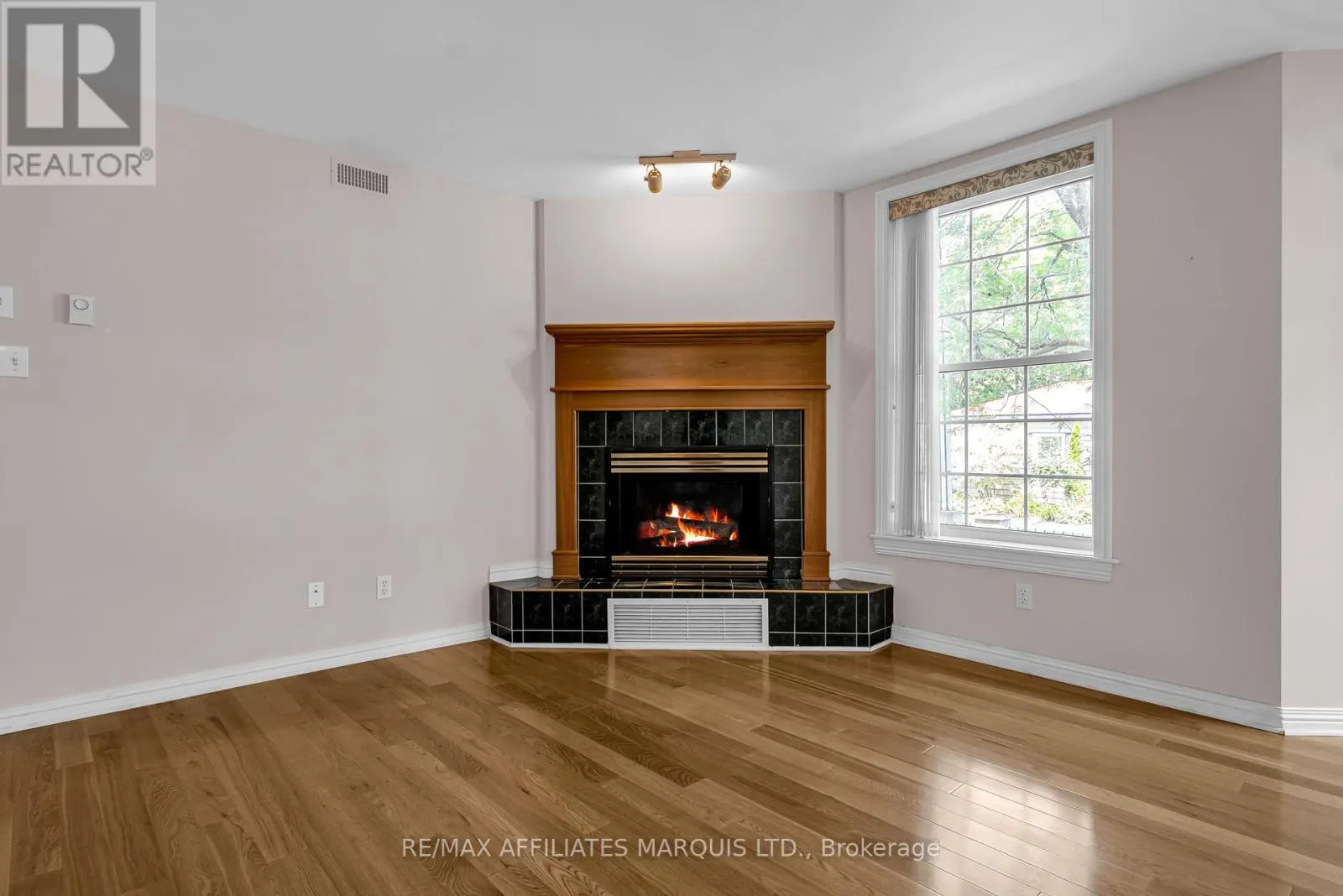 104 - 301 WATER STREET W