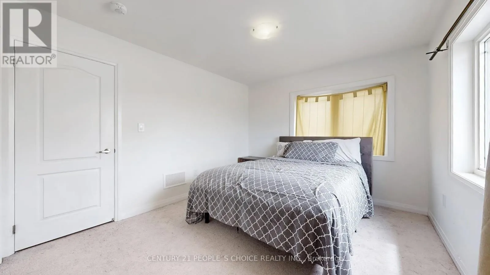 38 STANLEY AVENUE N
