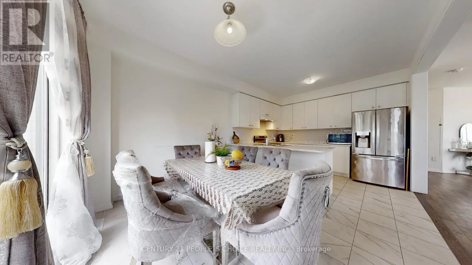 38 STANLEY AVENUE N