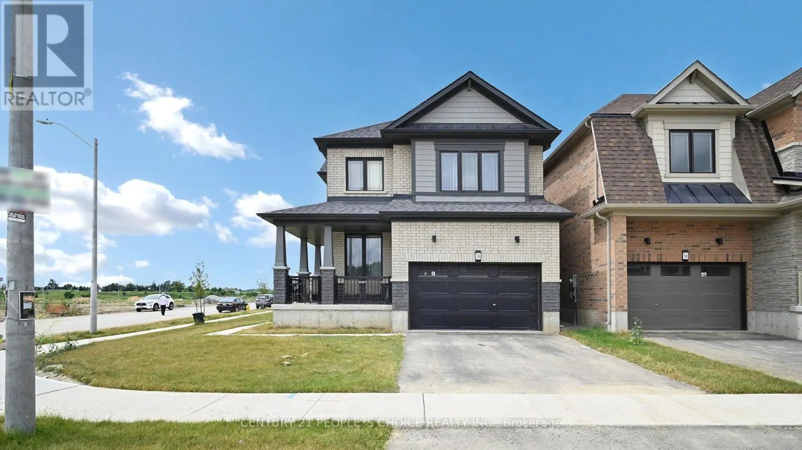 38 STANLEY AVENUE N