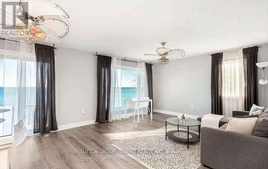 18 1/2 LAKESHORE DRIVE