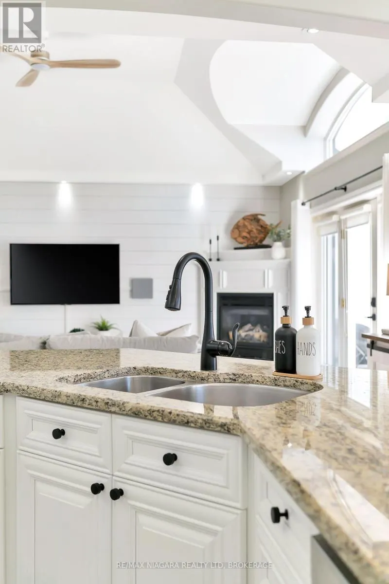 82 C CENTENNIAL LANE