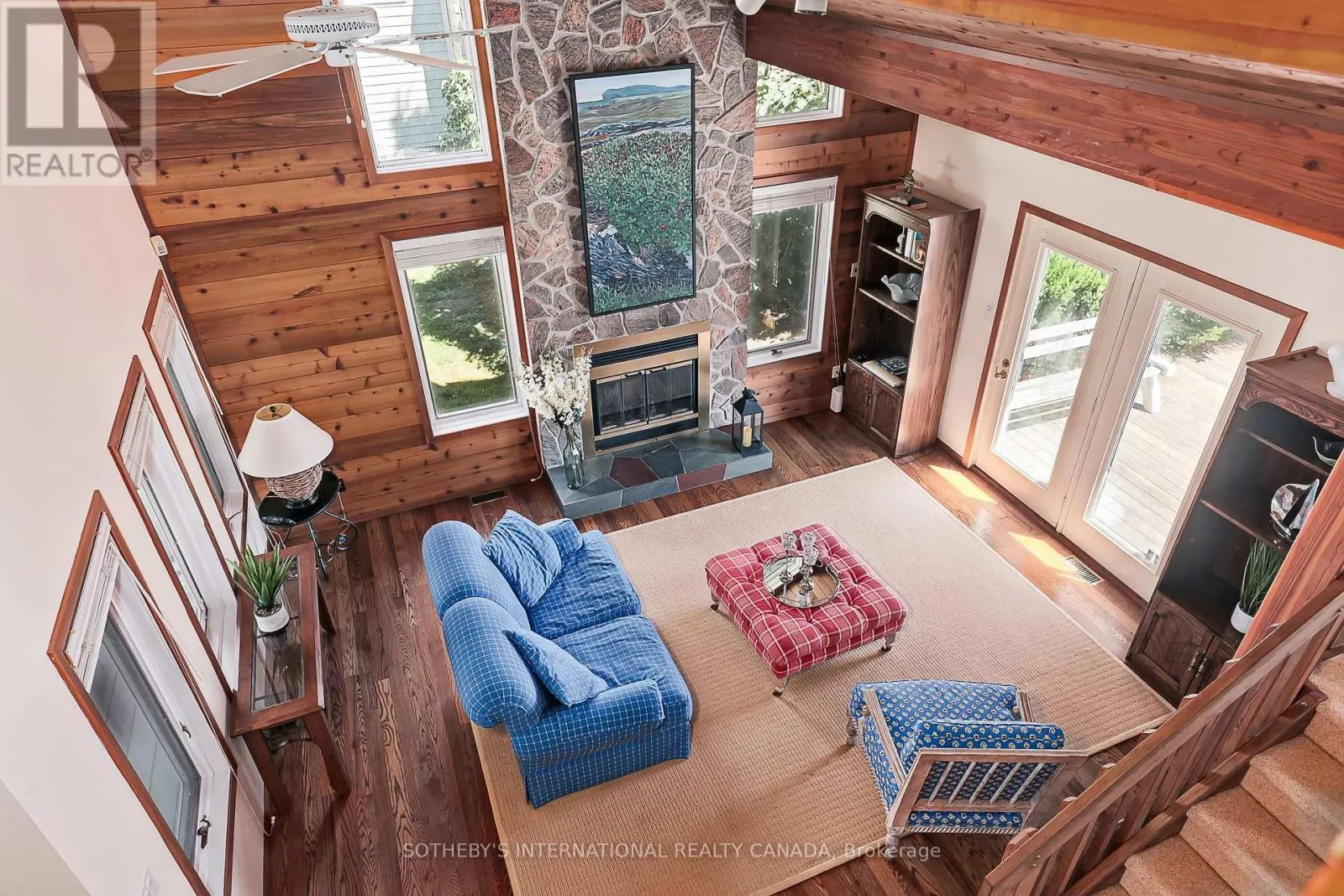 121 FIELDCREST COURT