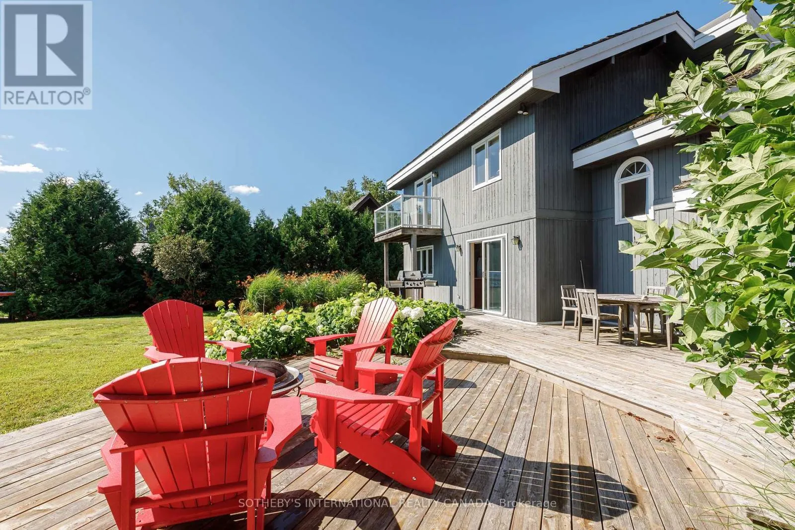 121 FIELDCREST COURT