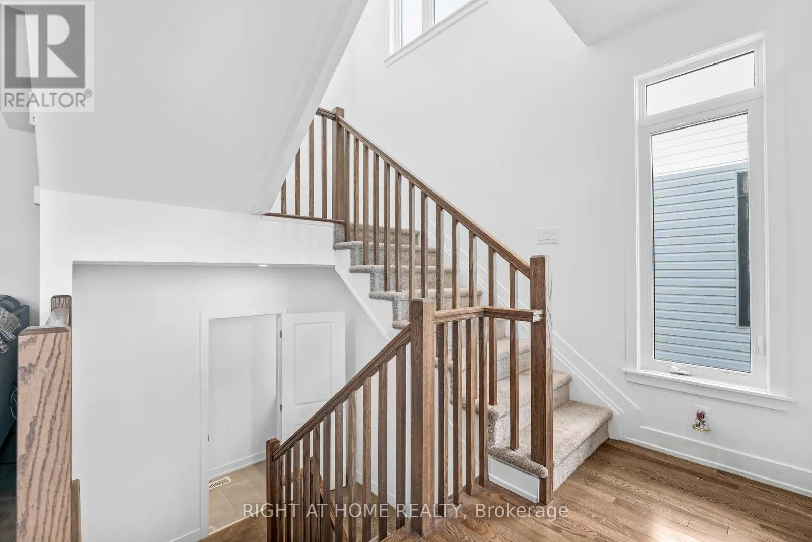 556 TAHOE HEIGHTS