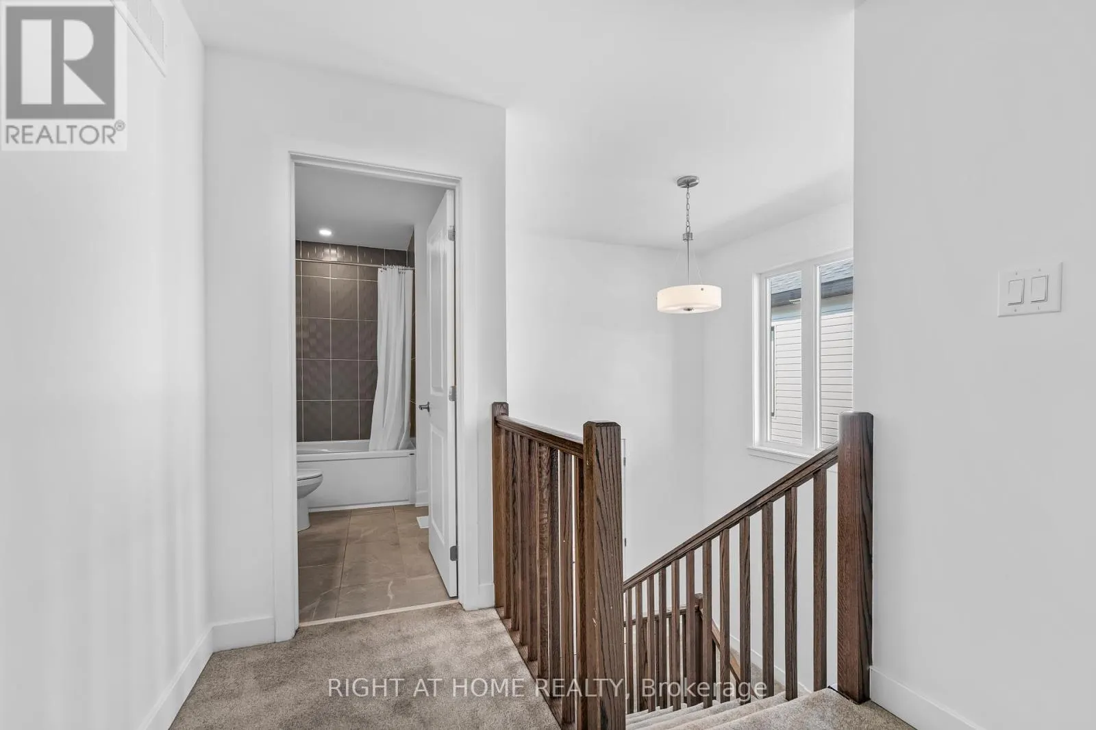 556 TAHOE HEIGHTS