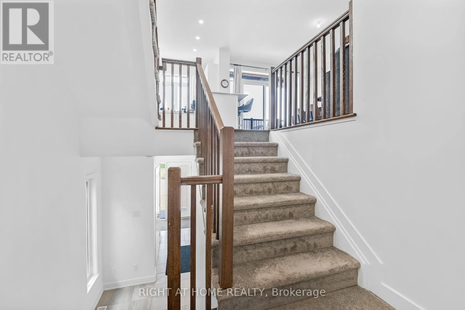 556 TAHOE HEIGHTS