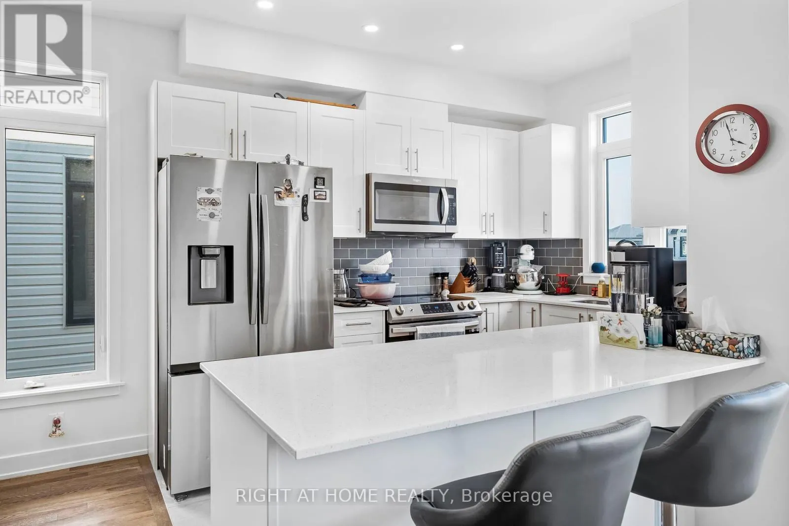 556 TAHOE HEIGHTS