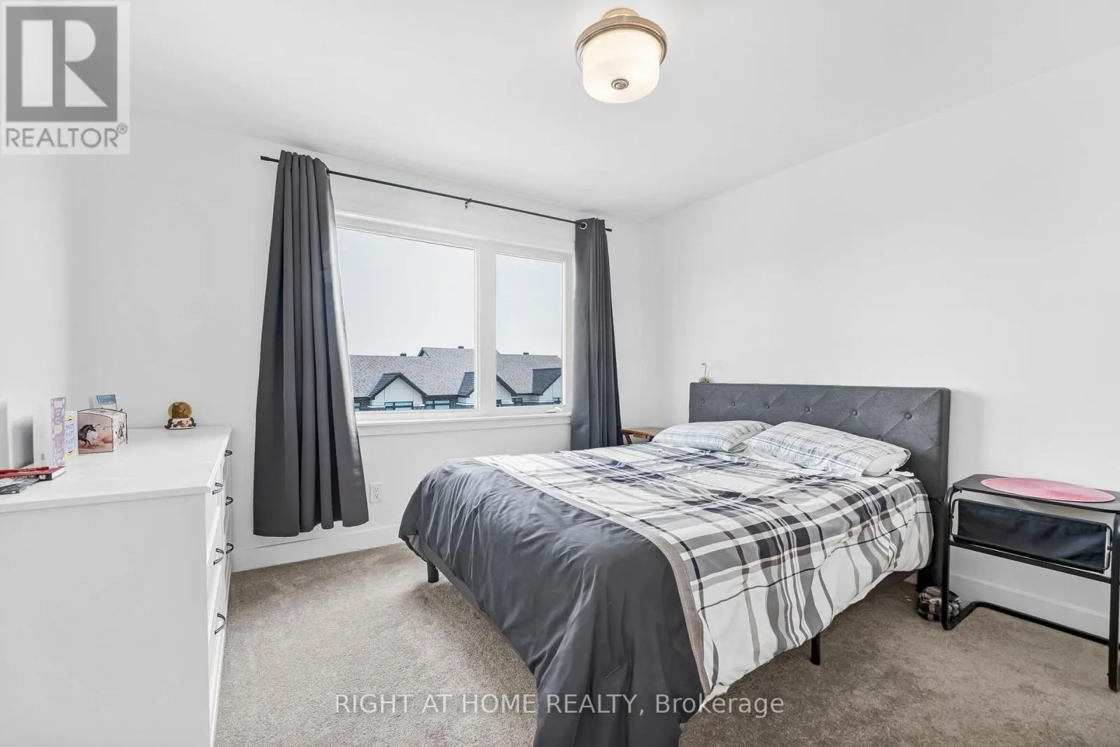 556 TAHOE HEIGHTS
