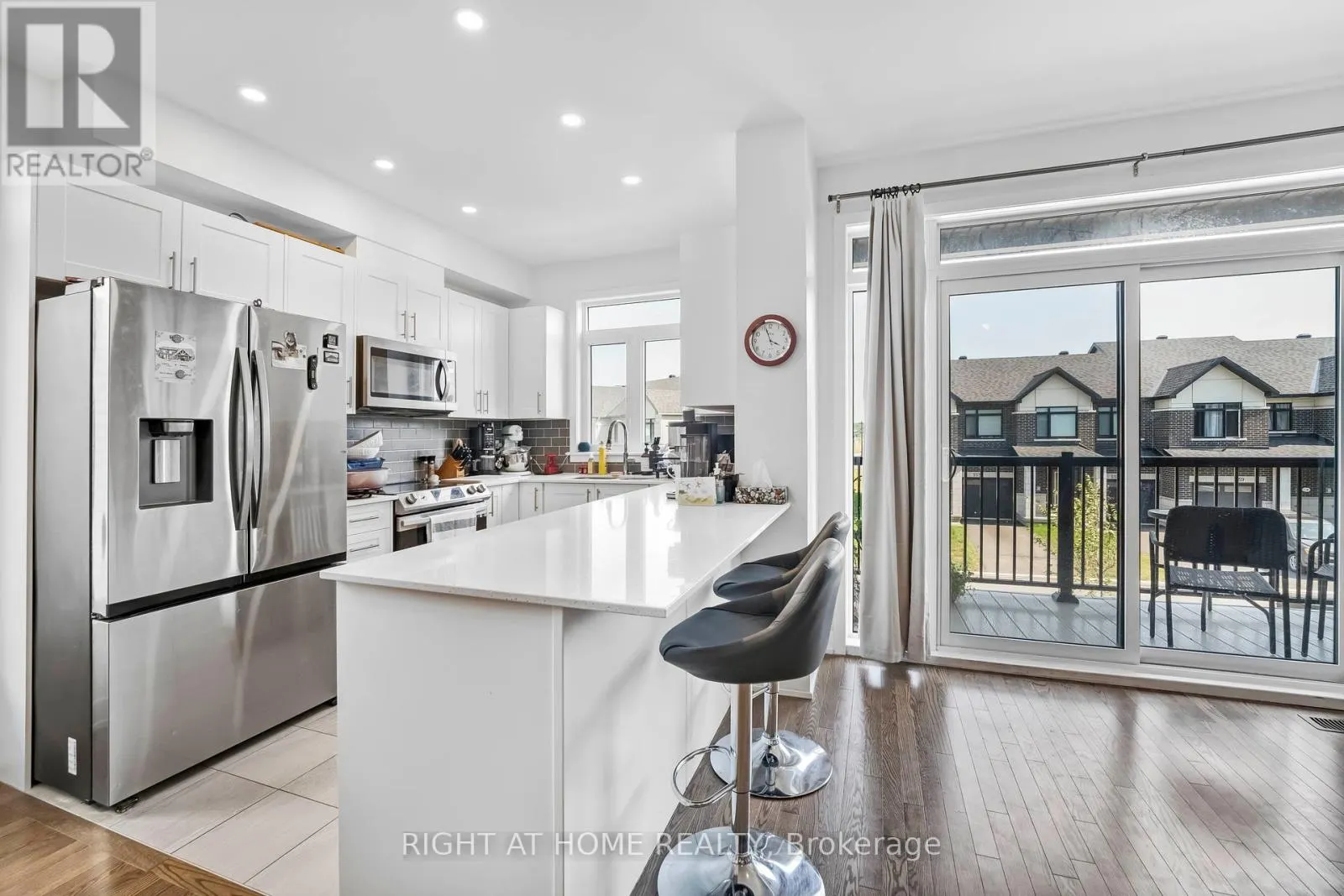 556 TAHOE HEIGHTS