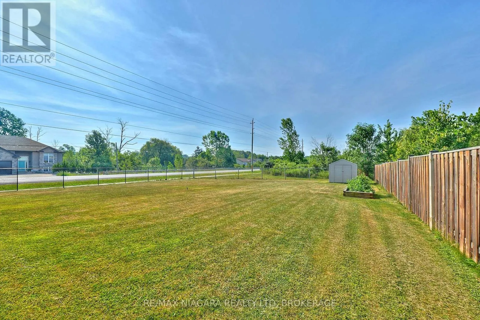 3881 CHRISTINA COURT