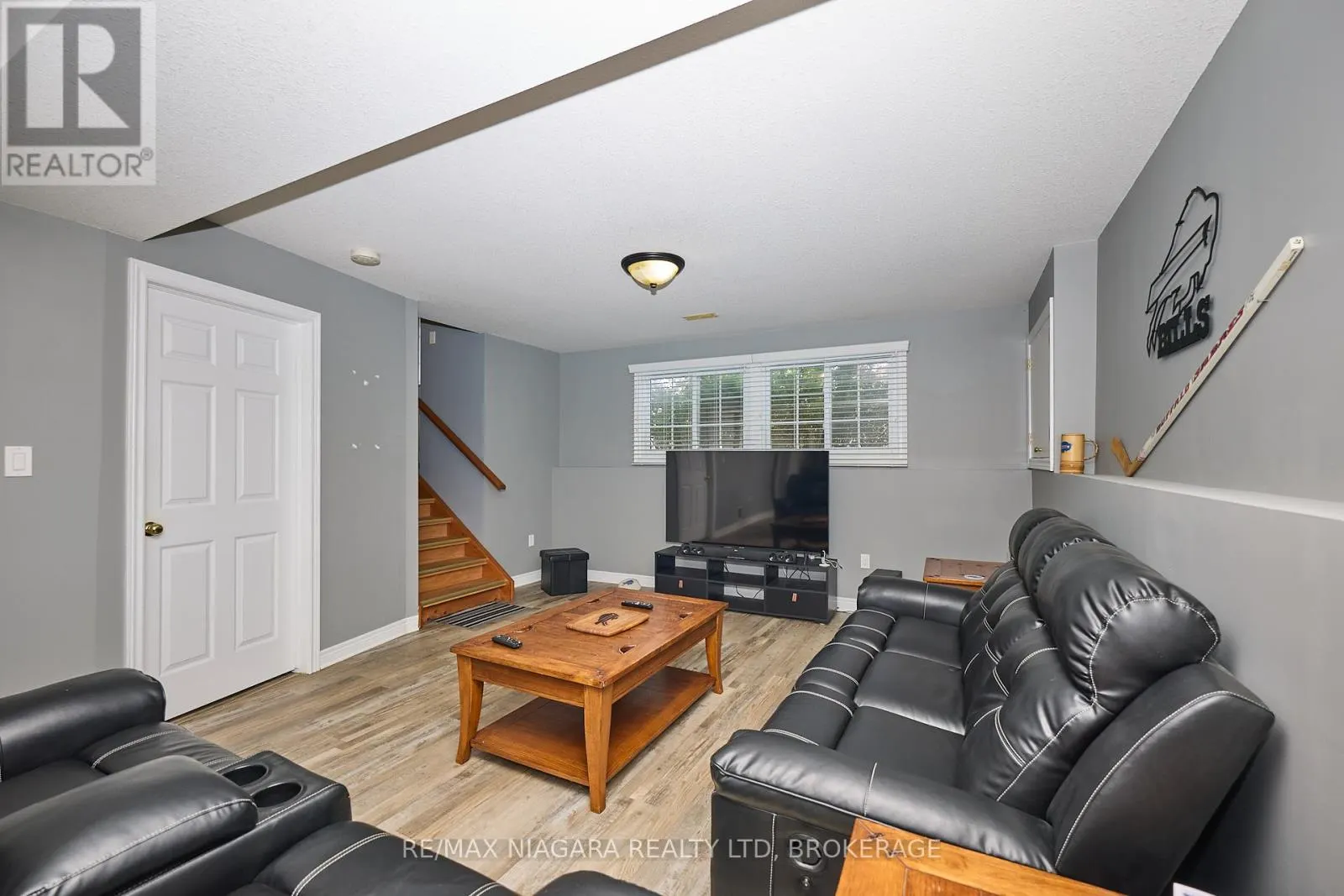 3881 CHRISTINA COURT
