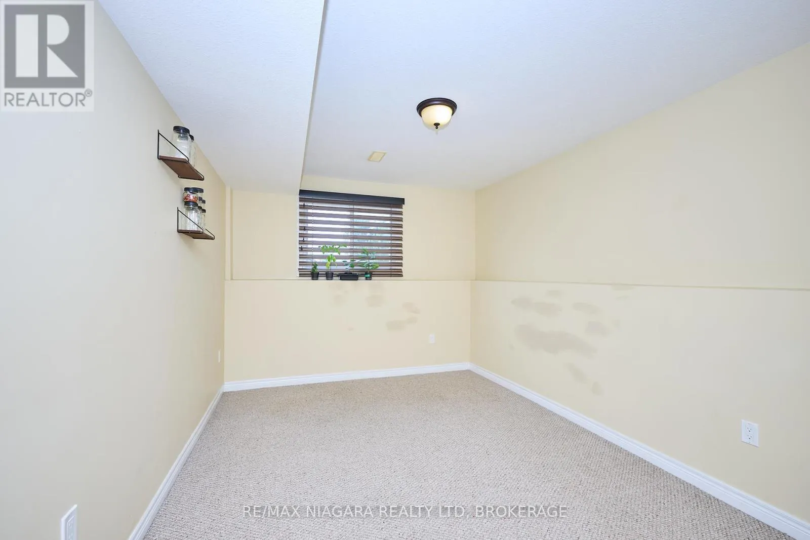 3881 CHRISTINA COURT