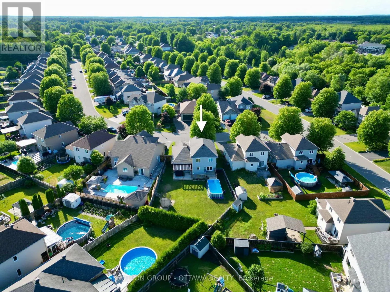 56 HONORE CRESCENT