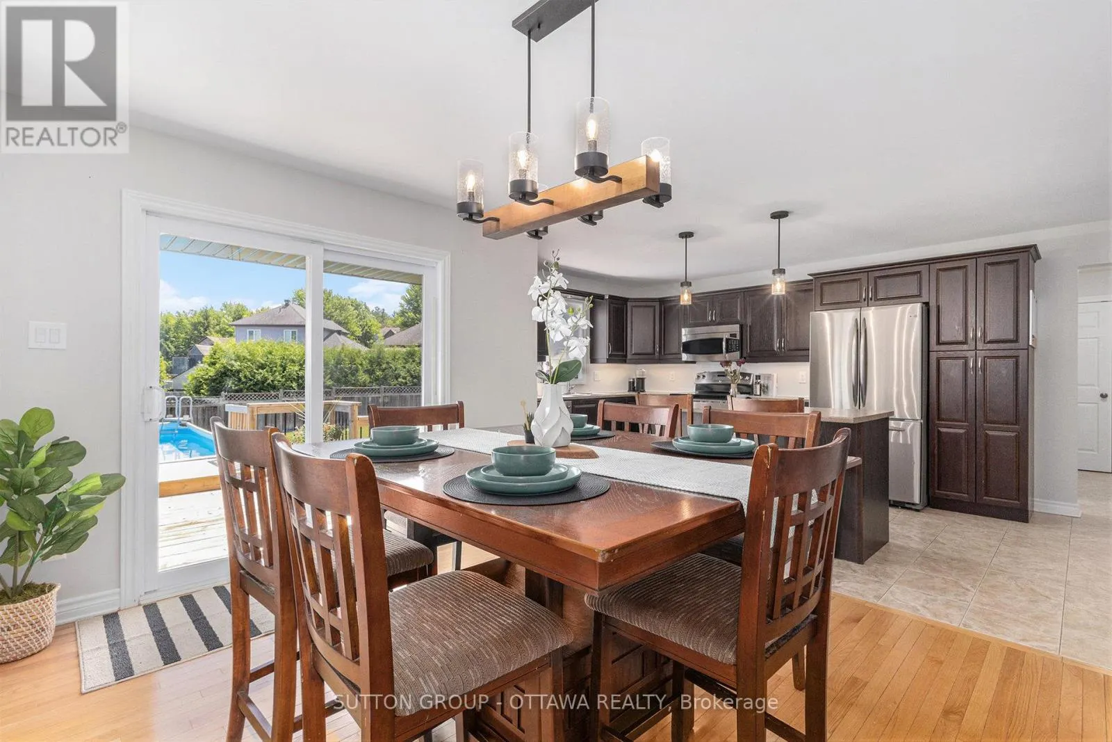 56 HONORE CRESCENT