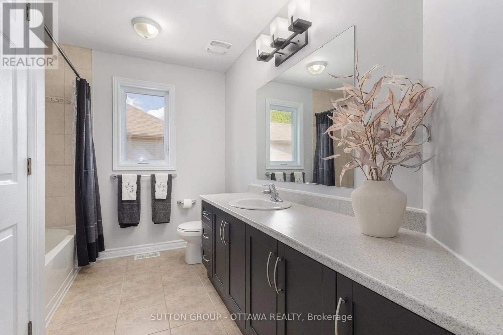 56 HONORE CRESCENT