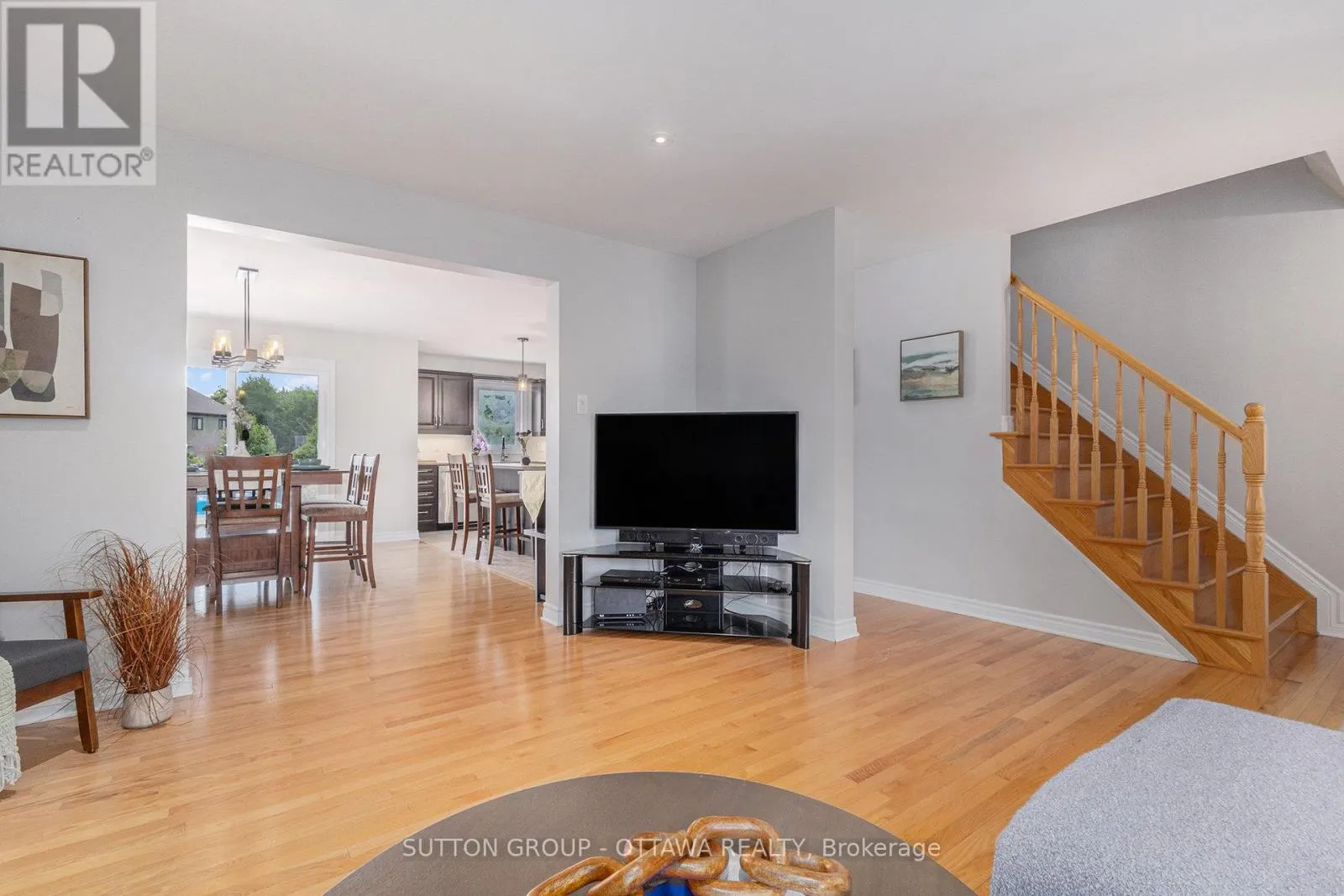 56 HONORE CRESCENT