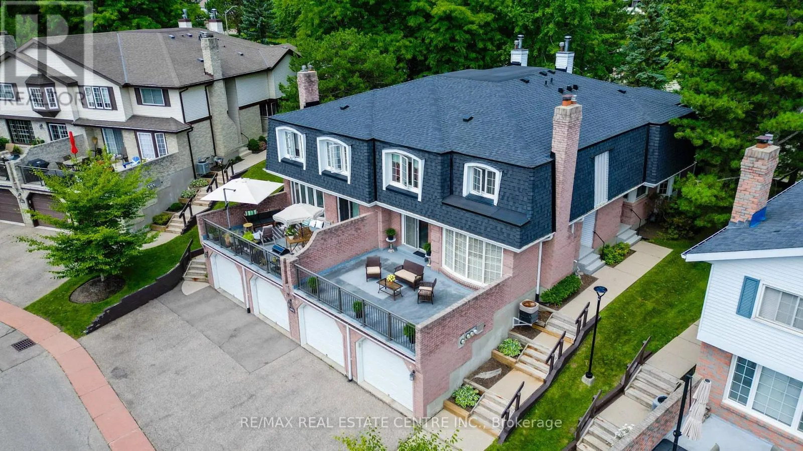 4 - 493 BEECHWOOD DRIVE