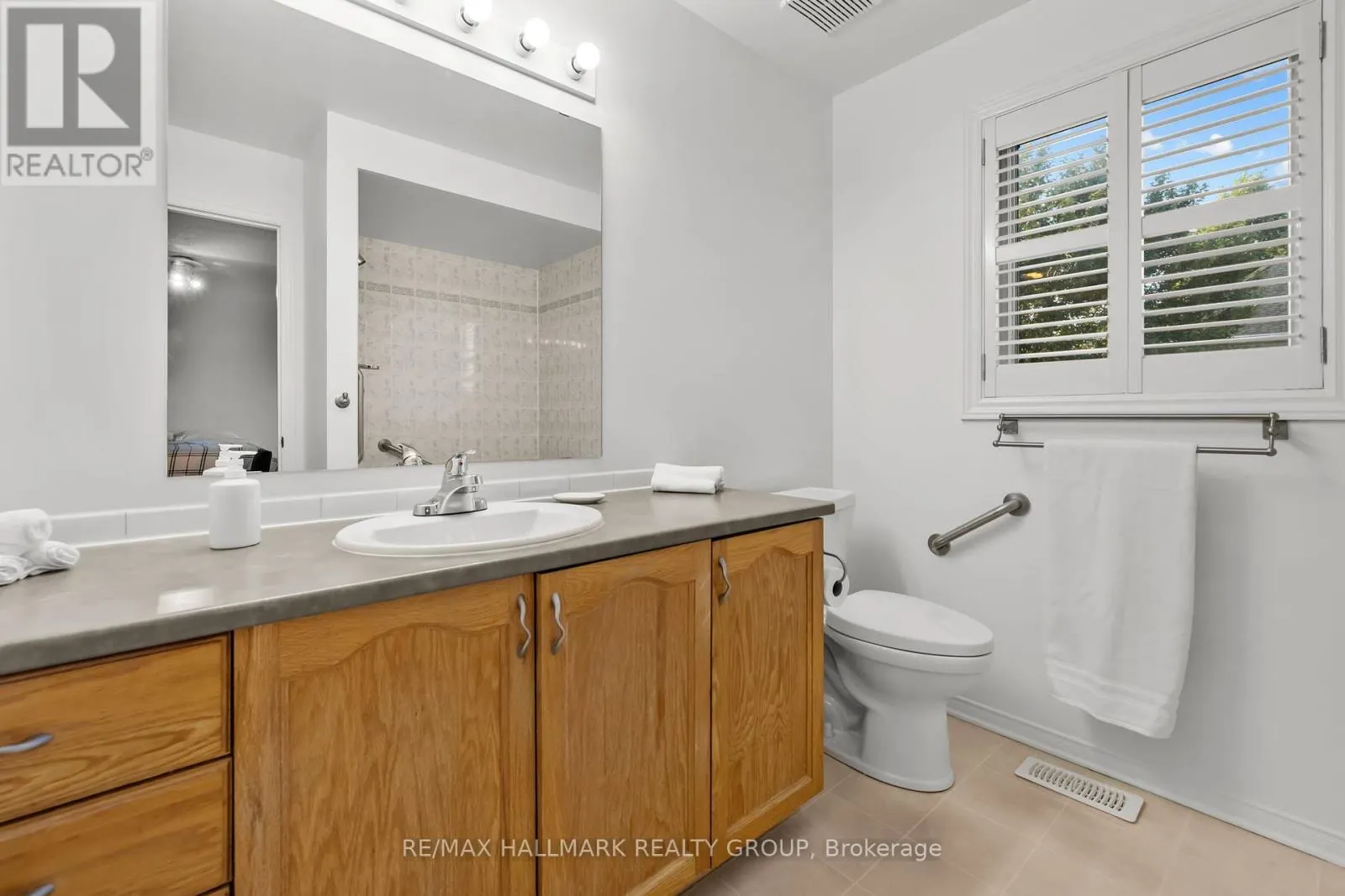 6020 LONGLEAF DRIVE