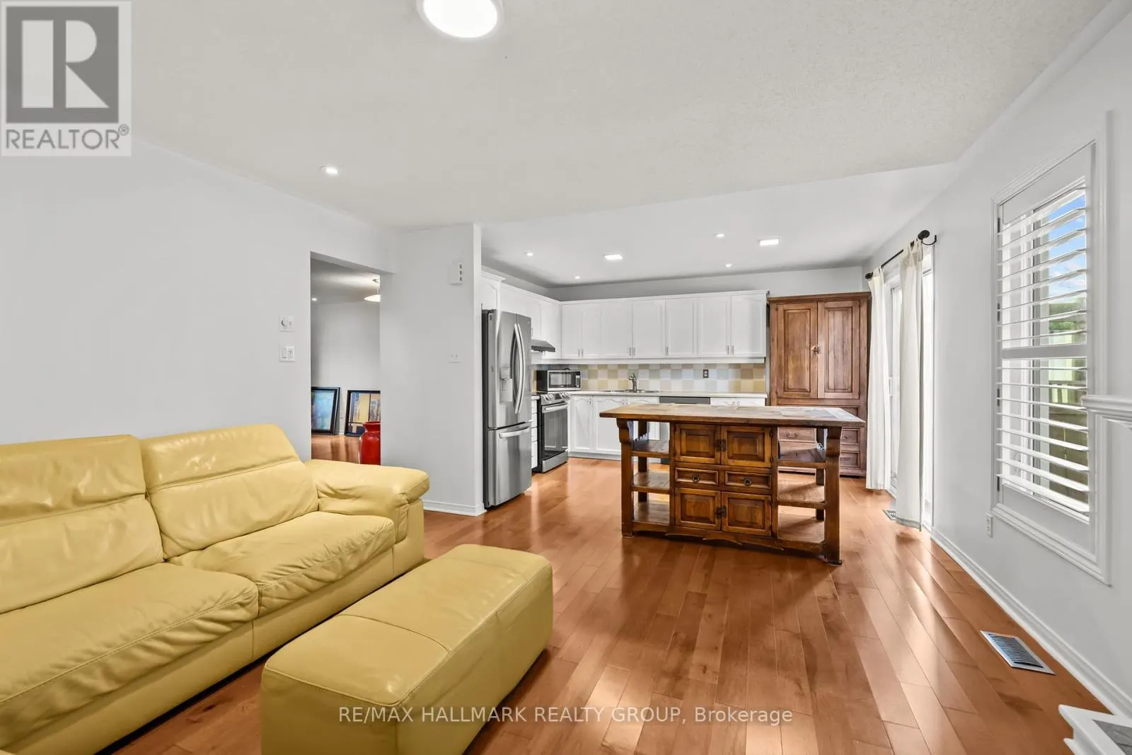 6020 LONGLEAF DRIVE
