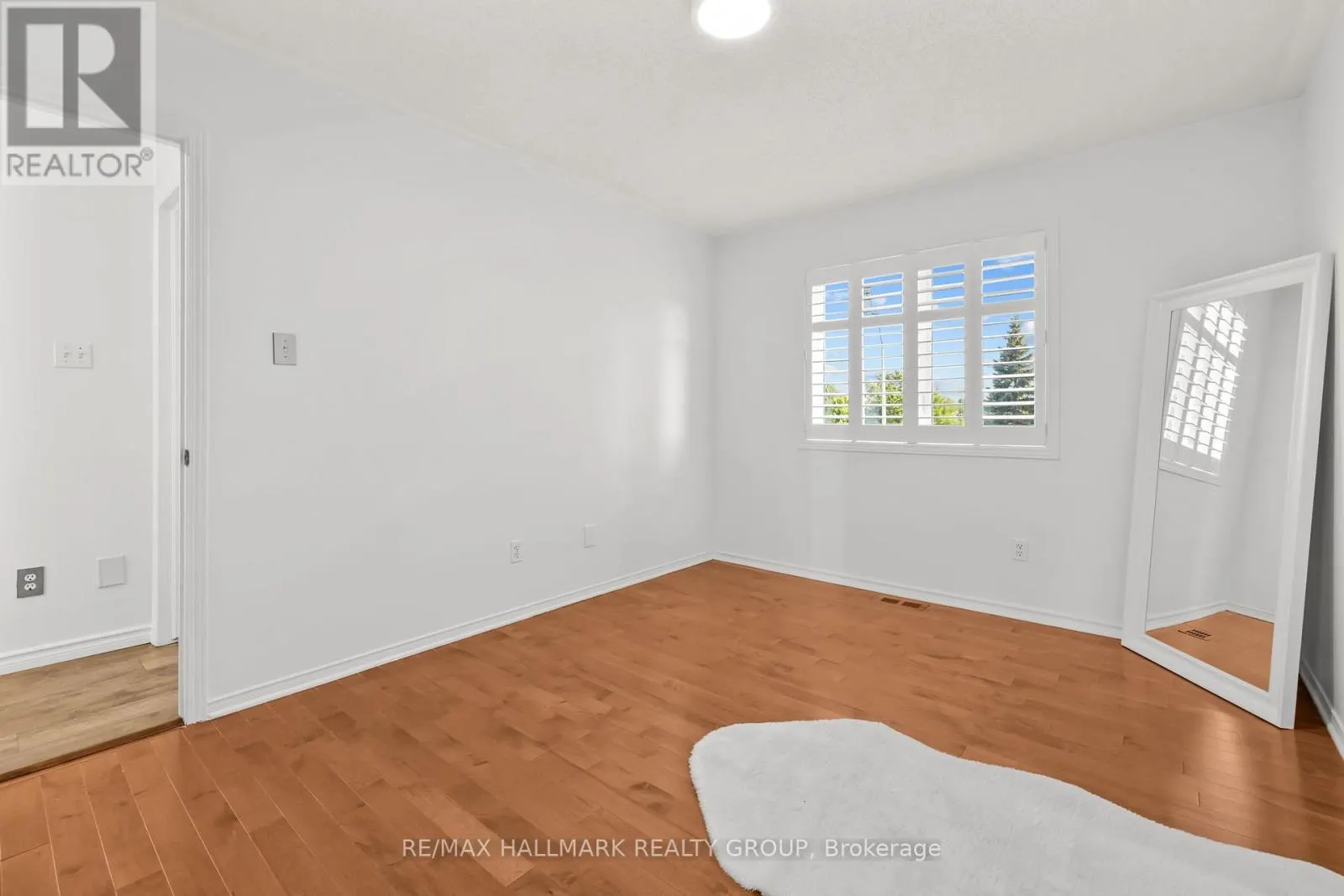 6020 LONGLEAF DRIVE