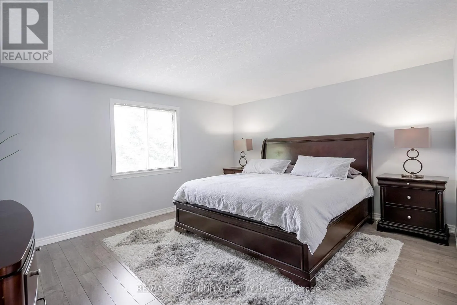 MAIN LEVEL - 650 SPINNAKER CRESCENT