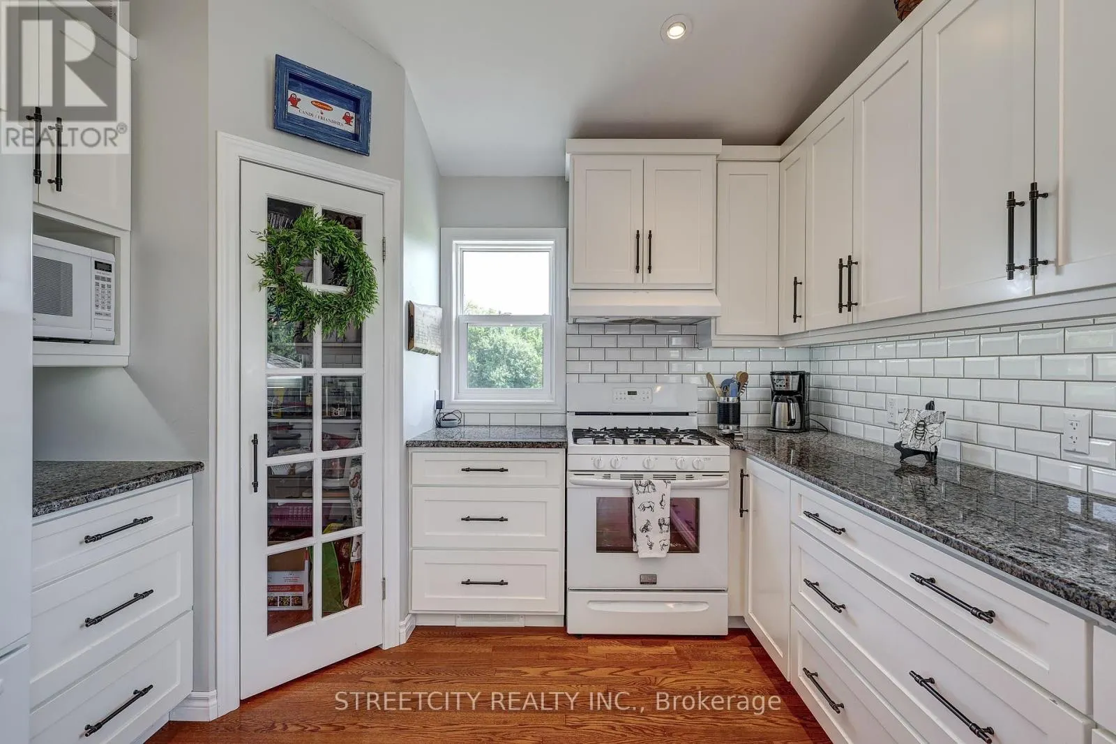 5231 WESTCHESTER BOURNE