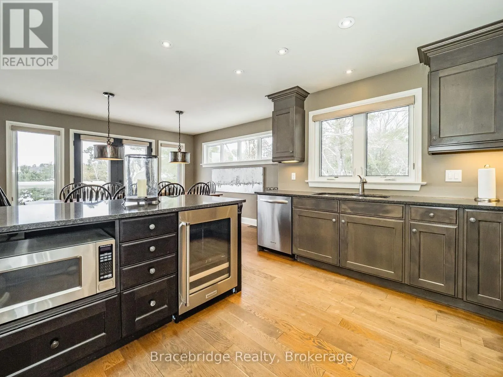 BELMONT WEEK 10 - 3876 MUSKOKA RD 118 W HIGHWAY