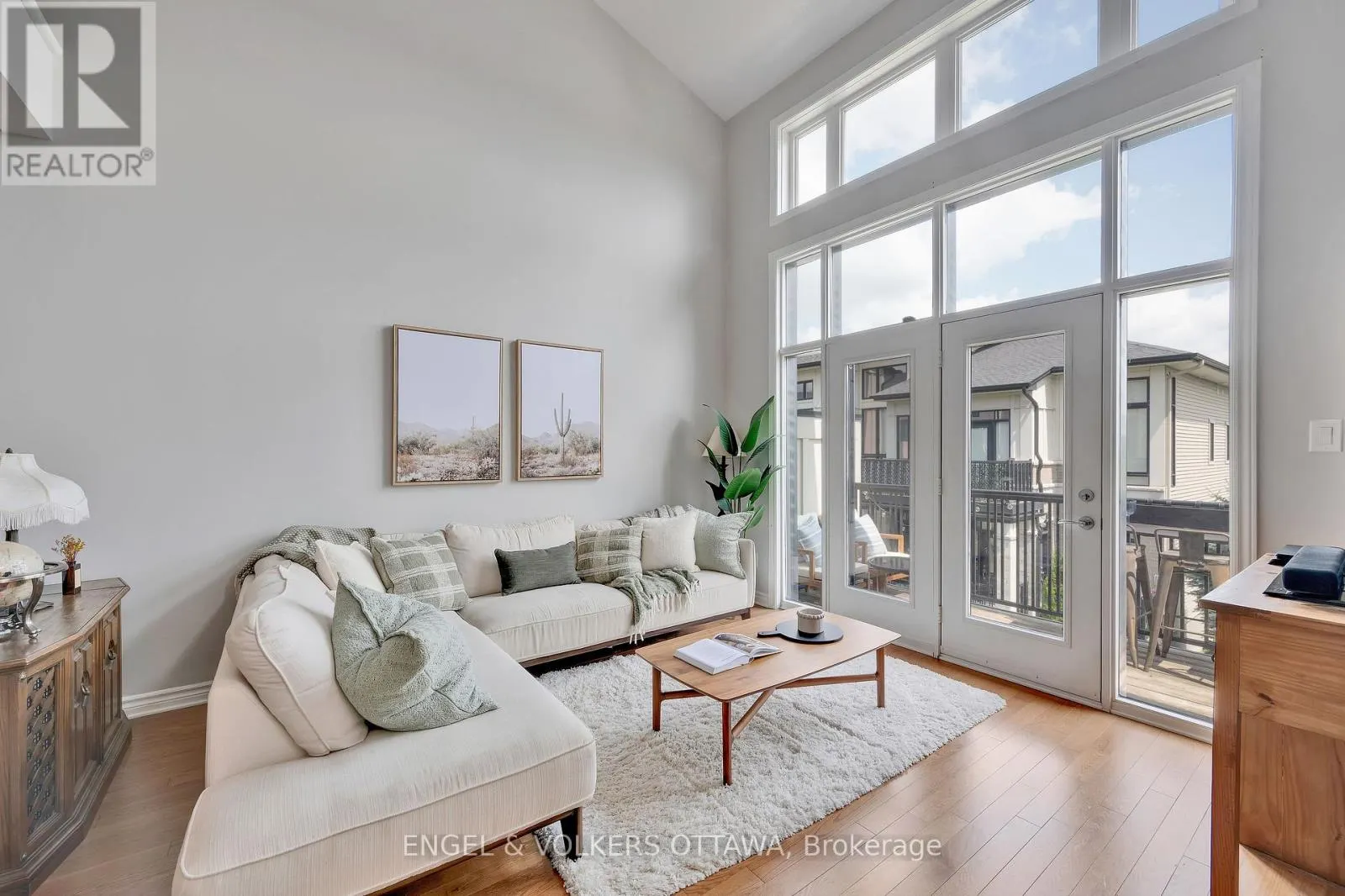 262 PEMBINA PRIVATE