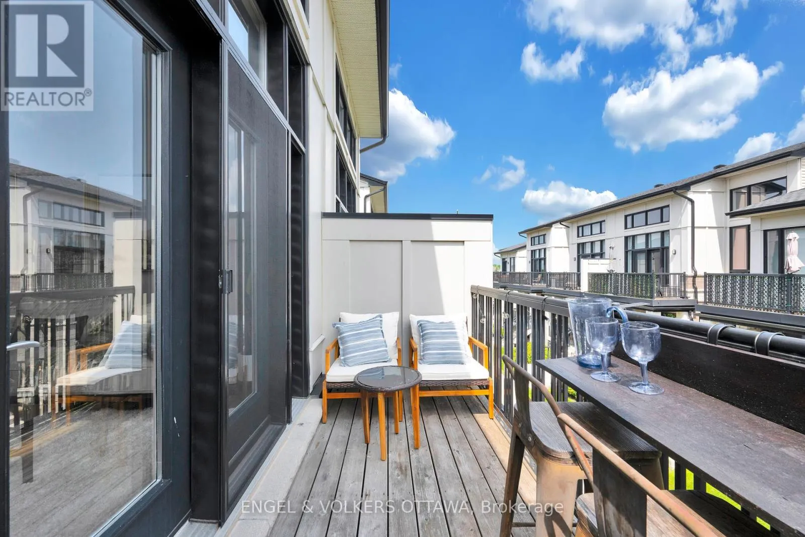 262 PEMBINA PRIVATE