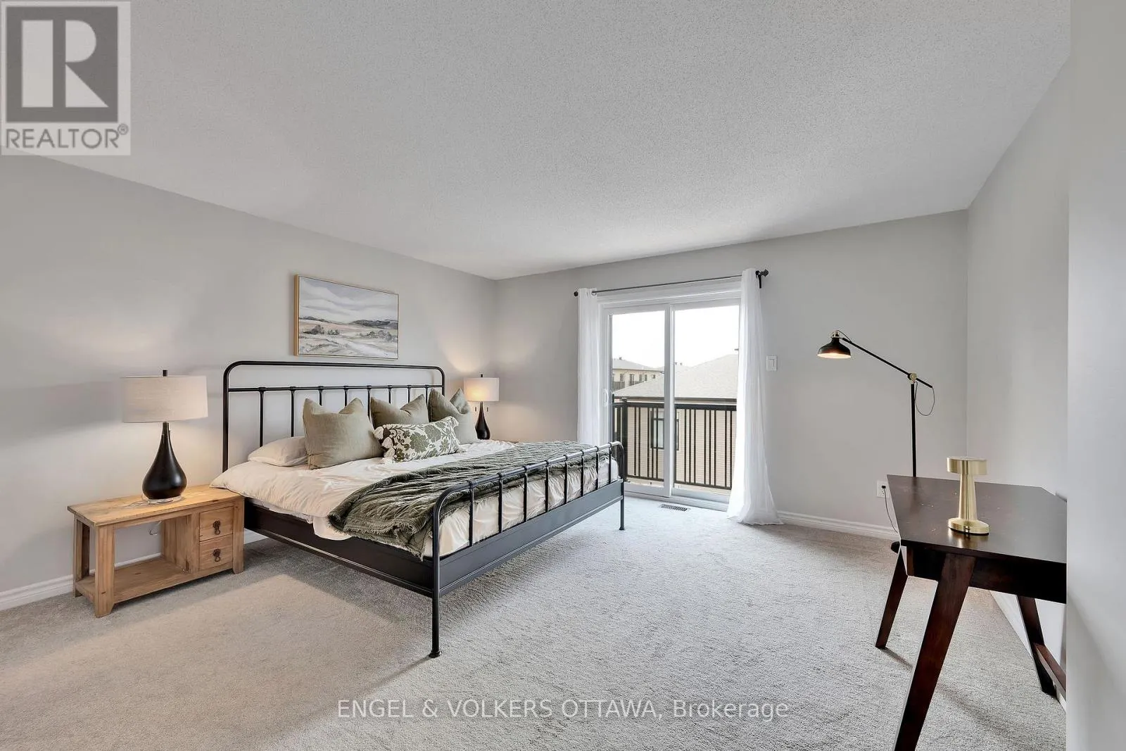 262 PEMBINA PRIVATE