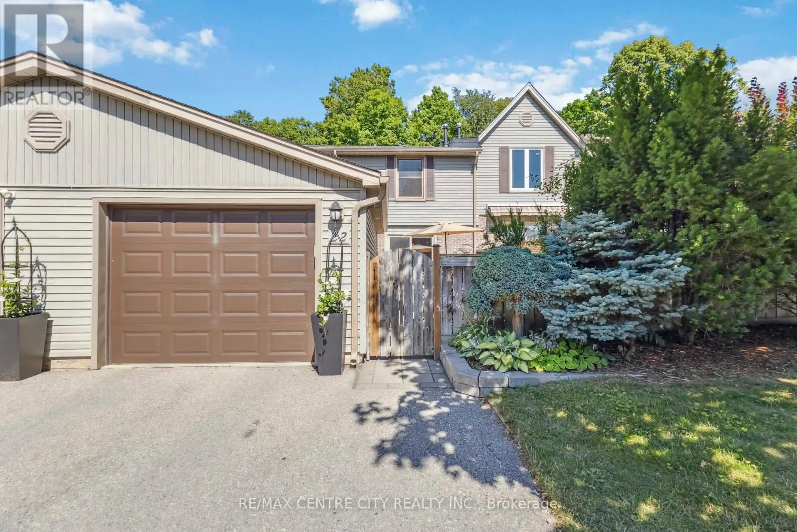 22 BERKSHIRE COURT