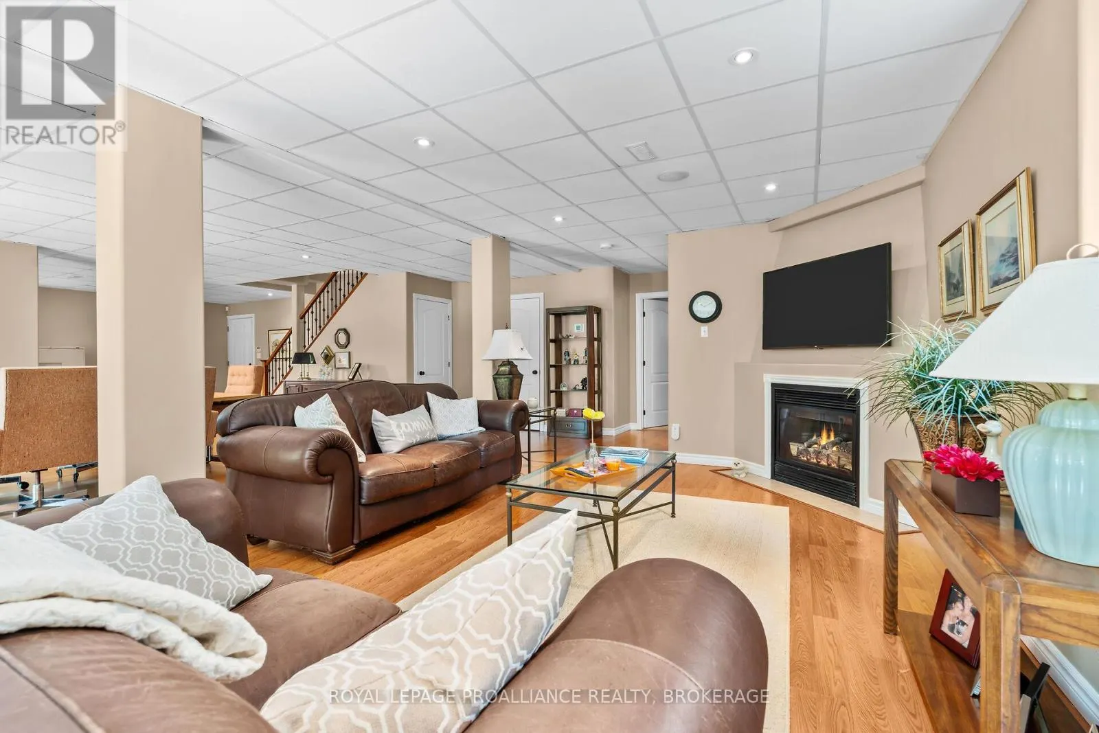 1140 TRAILHEAD PLACE