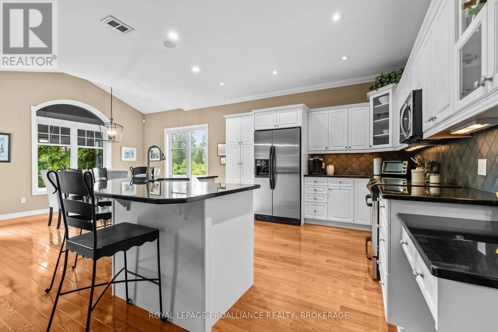1140 TRAILHEAD PLACE