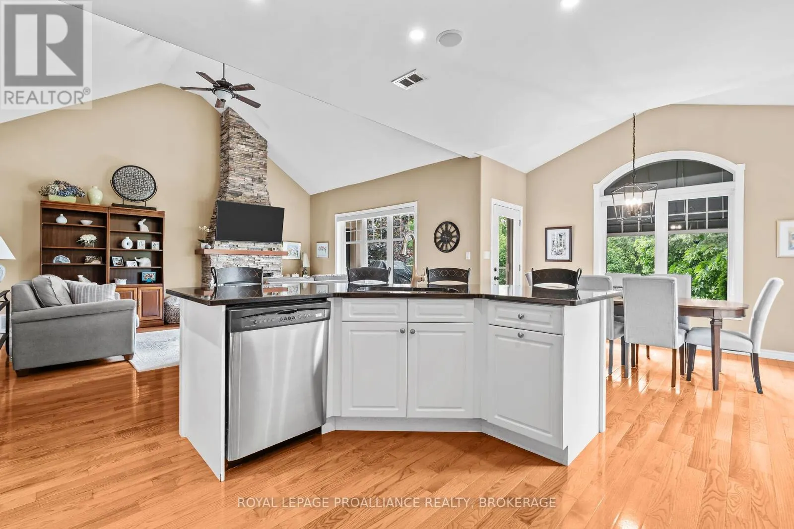 1140 TRAILHEAD PLACE