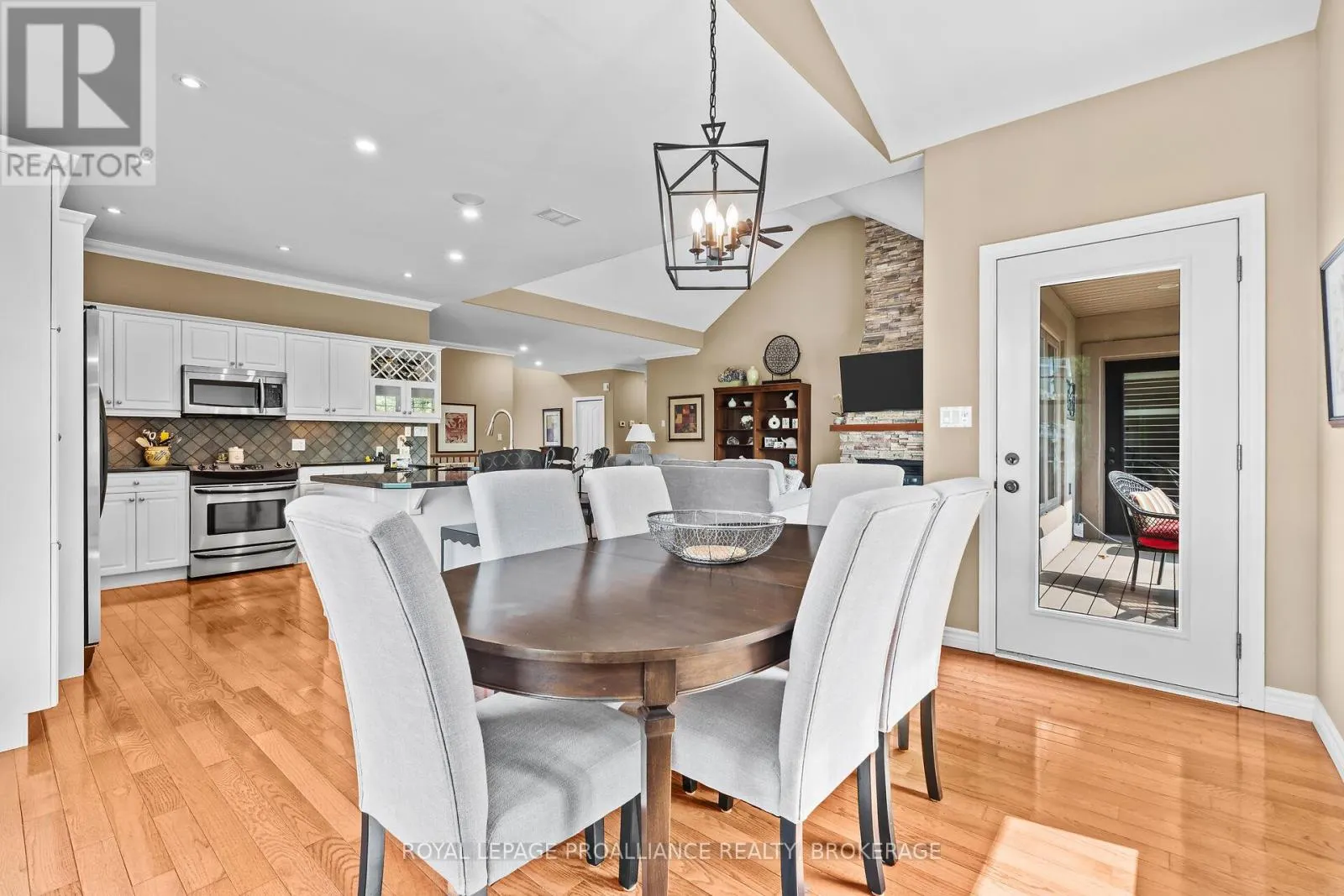 1140 TRAILHEAD PLACE