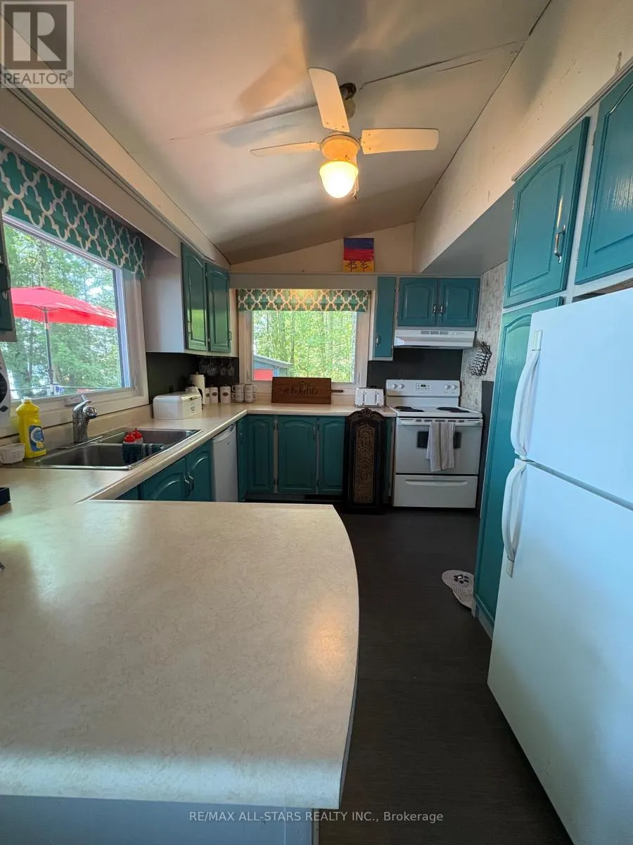 686 GRAND ISLAND ROAD