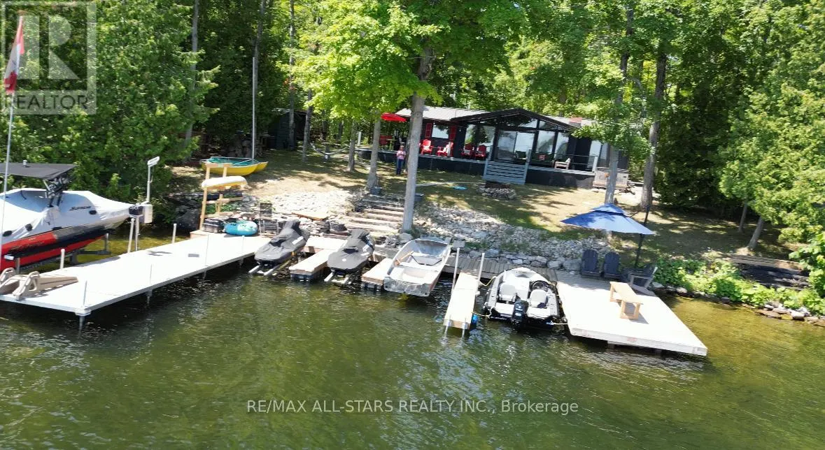 686 GRAND ISLAND ROAD