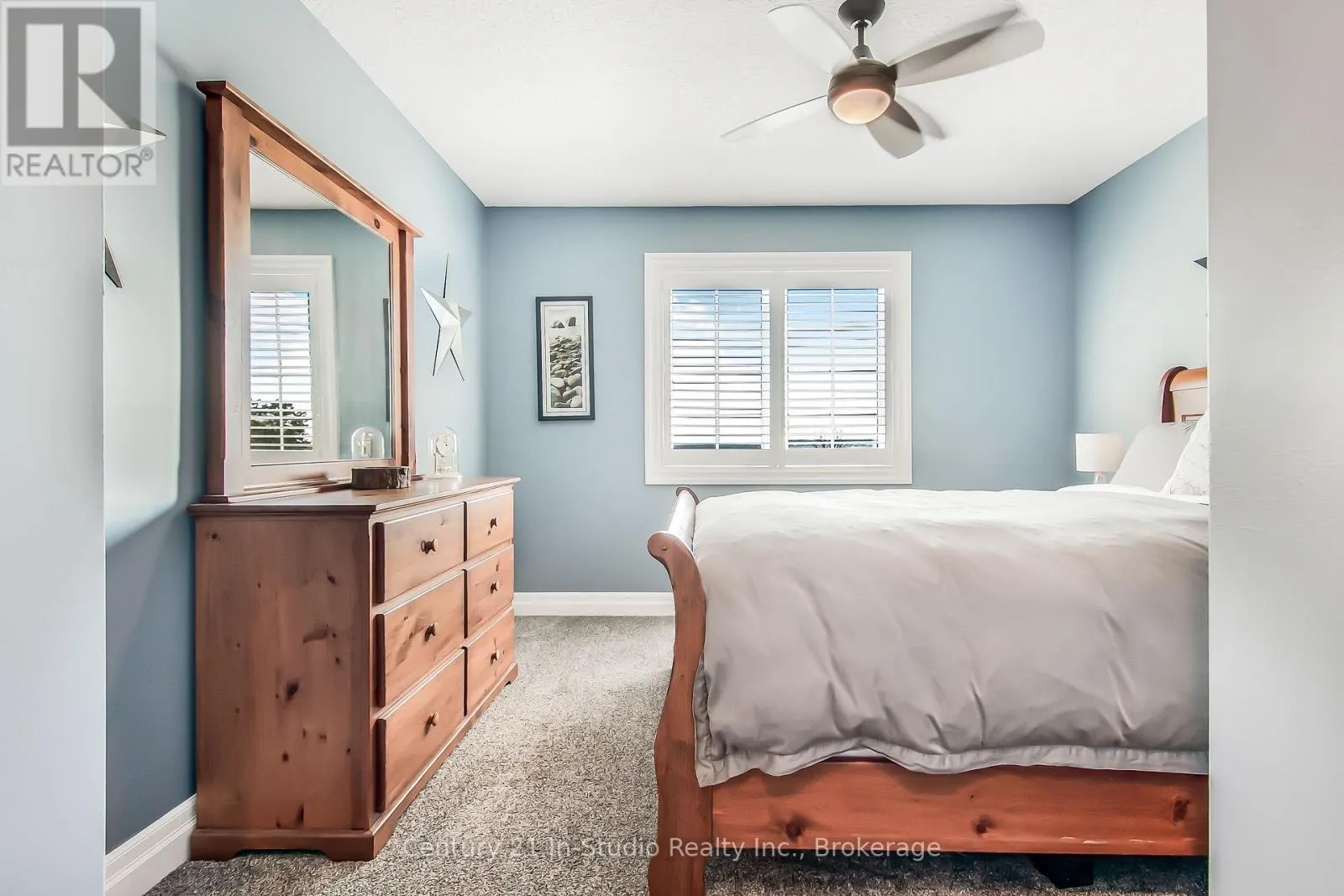 1 - 301 TELFORD TRAIL, #1