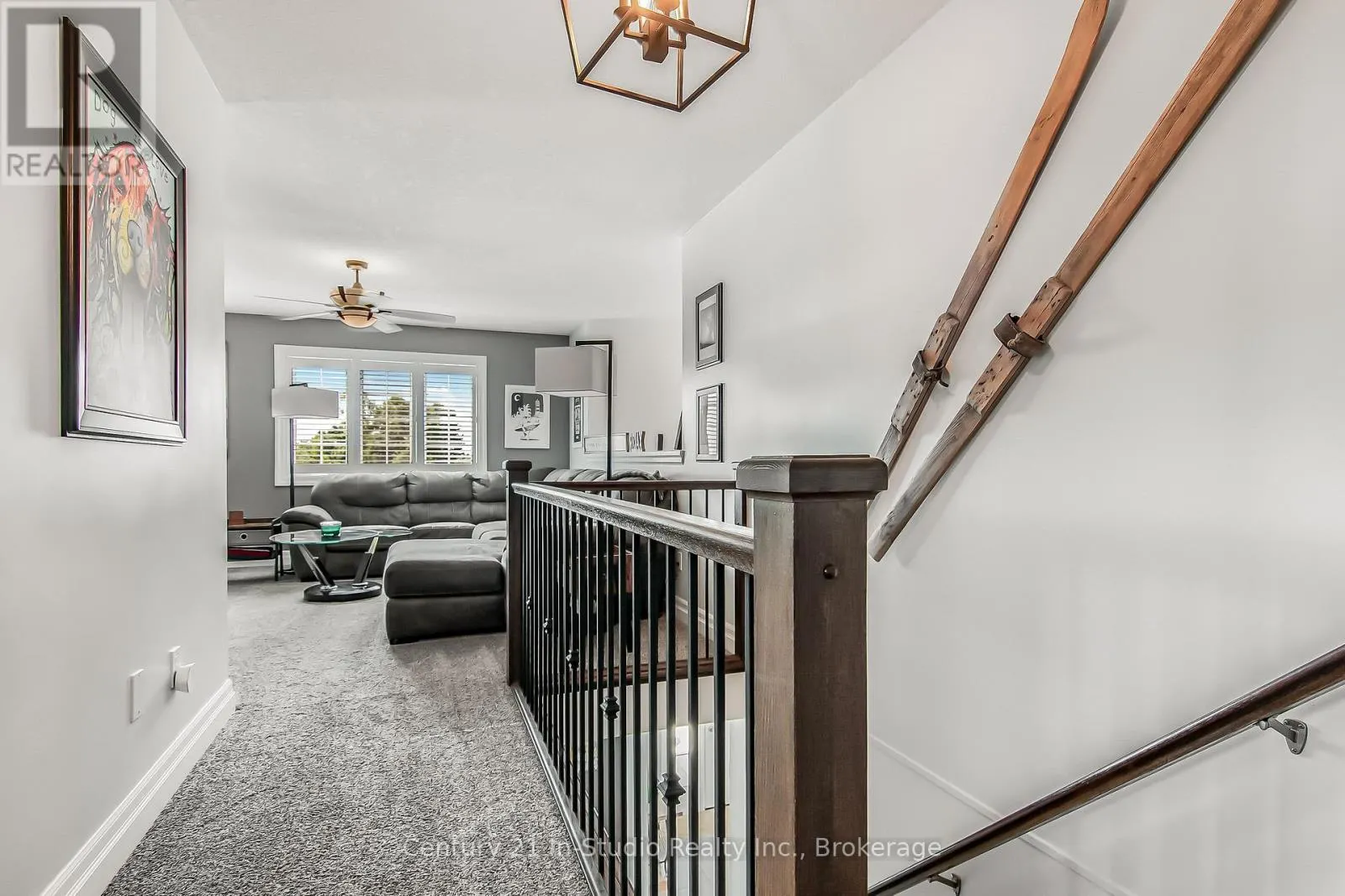 1 - 301 TELFORD TRAIL, #1